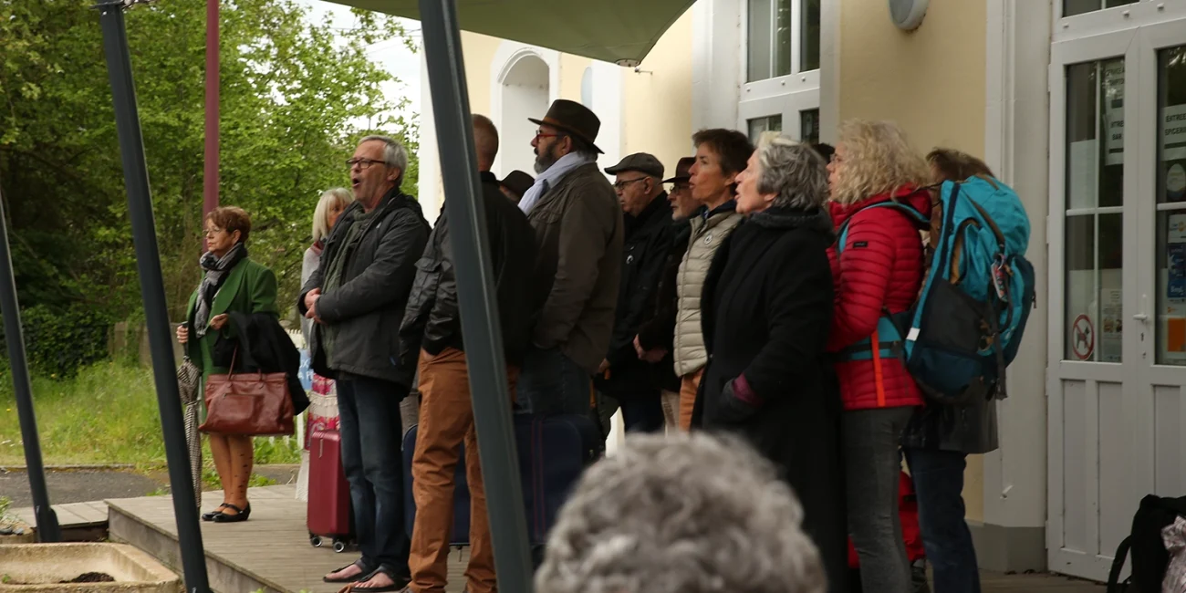 Bus des mémoires-Chorale Chantechoeur, crédit Procédé Zèbre